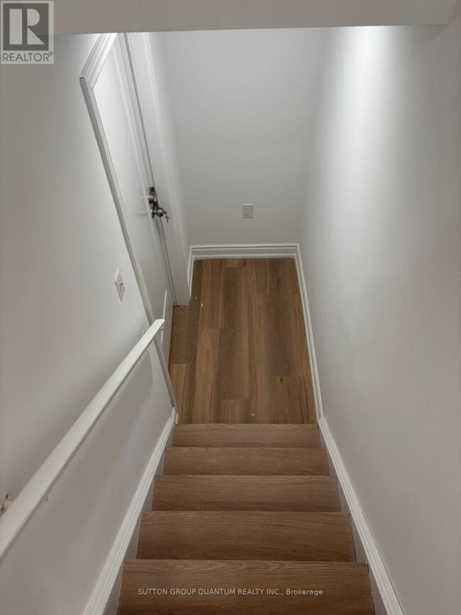 Building Photo - 25 Clearfield Dr