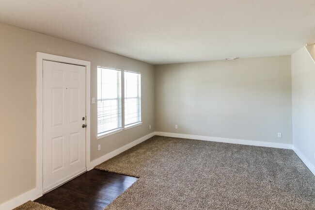 Foto del edificio - 19419 Green Chase Ln