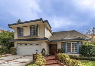 Building Photo - 382 Rockedge Dr