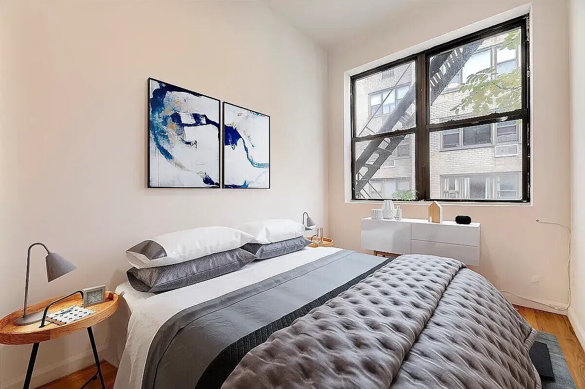 Foto del edificio - 231 E 14th St
