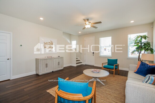 Building Photo - 5031 Starwood Pl