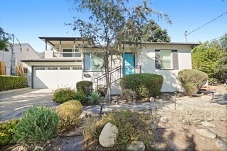 Building Photo - 2817 Stevens St