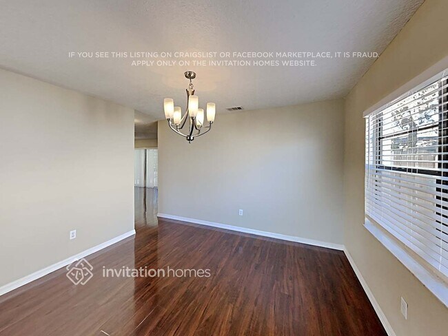 Foto del edificio - 4313 Ellenville Pl