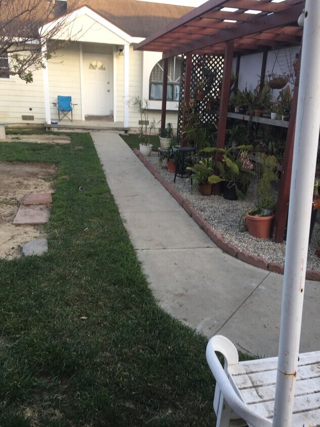 12918 Walsh Ave, Los Angeles, CA 90066 House Rental in Los Angeles