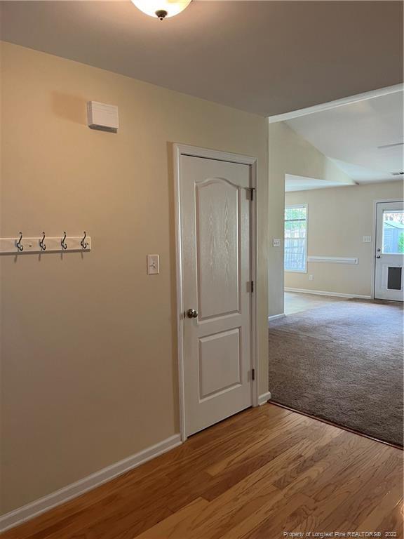 Building Photo - 105 Basket Oak Dr