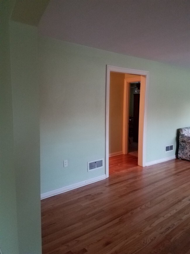 Foto del edificio - 1704 Ogden Ave