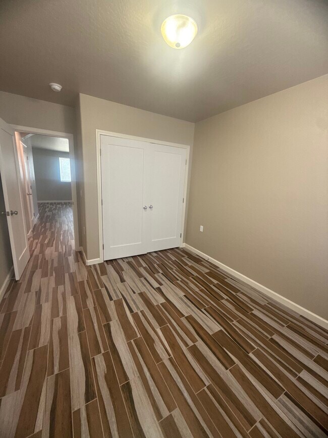 Foto del edificio - 16831 Hill Dr