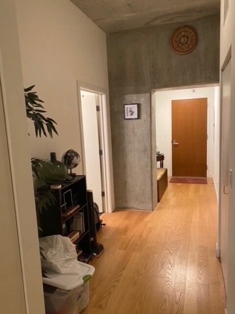 Foto principal - 235 W Van Buren St
