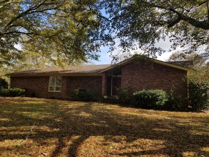 220 Jefferson St, Statham, GA 30666 House Rental in Statham, GA