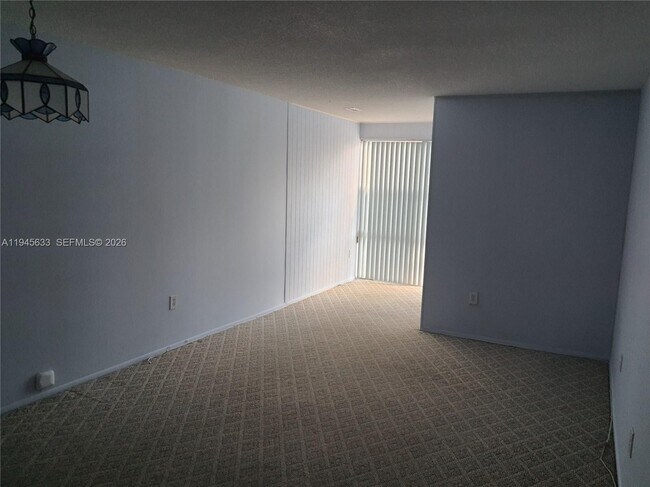 Building Photo - 200 177th Dr