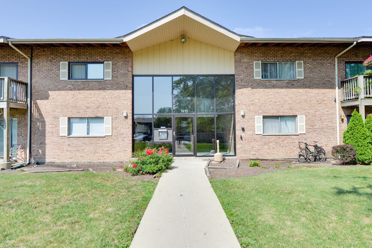 7410 Brookdale Dr Unit 213, Darien, IL 60561 Condo for Rent in Darien
