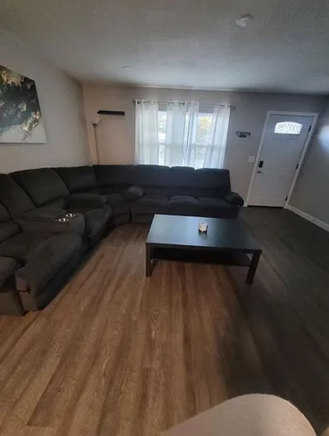 Foto del edificio - 3803 43rd Ave N