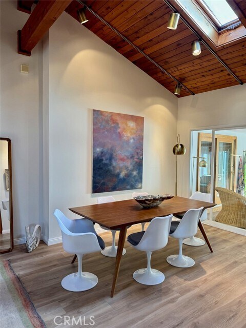 Foto del edificio - 605 Catalina St