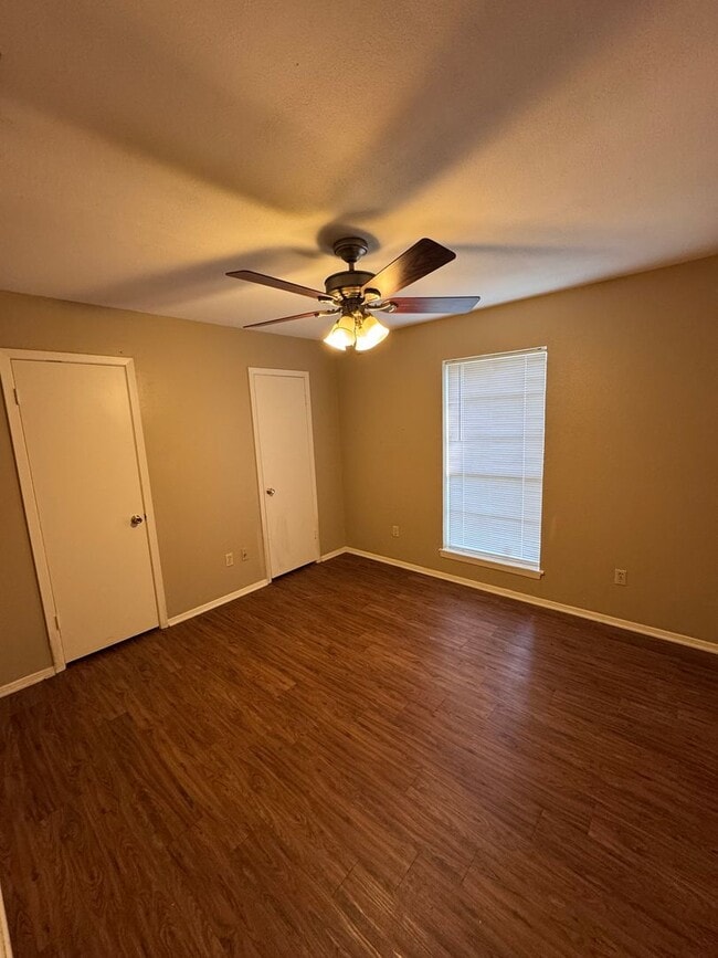 Building Photo - Cozy 3bedroom home