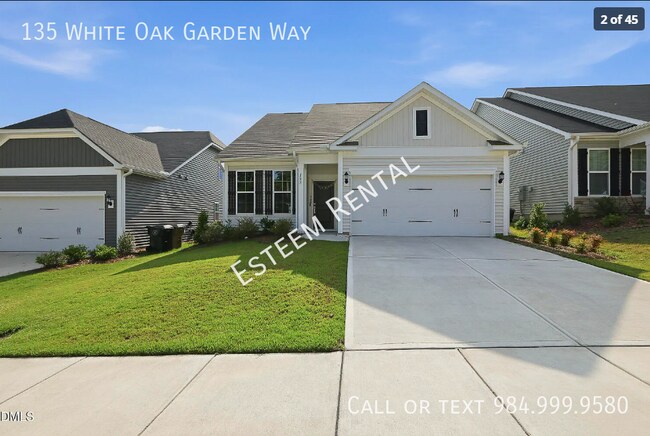 Foto del edificio - 135 White Oak Gdn Wy