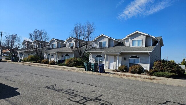 Foto del edificio - 2631-2631 Howard St