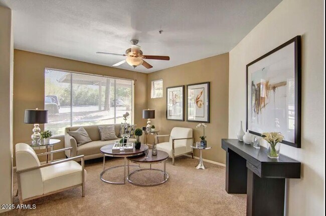 Foto del edificio - 1550 E Thunderbird Rd