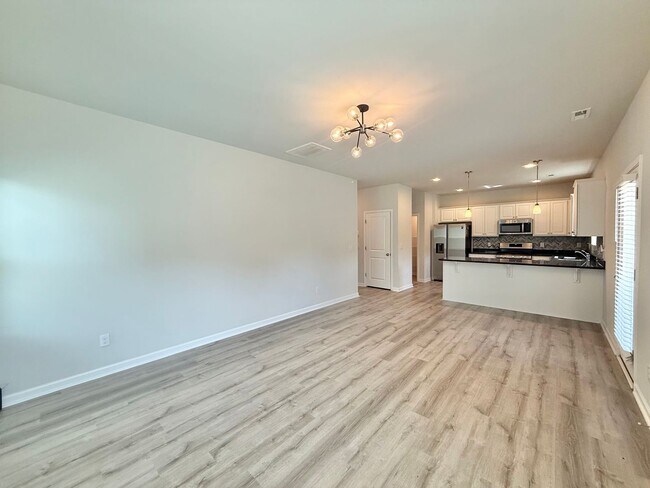 Foto del edificio - 5244 Calhoun Pl