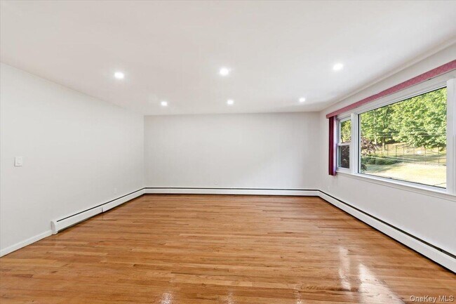 Foto del edificio - 105 Hillview Ave