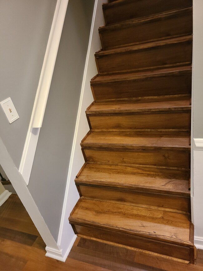 Foto del edificio - 6604 Birchline Blvd