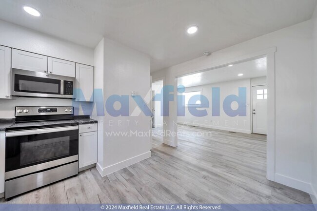 Foto del edificio - North Salt Lake 2 BD 1 BA - $500.00 Security Deposit OAC -Brookside Lofts Unit 18