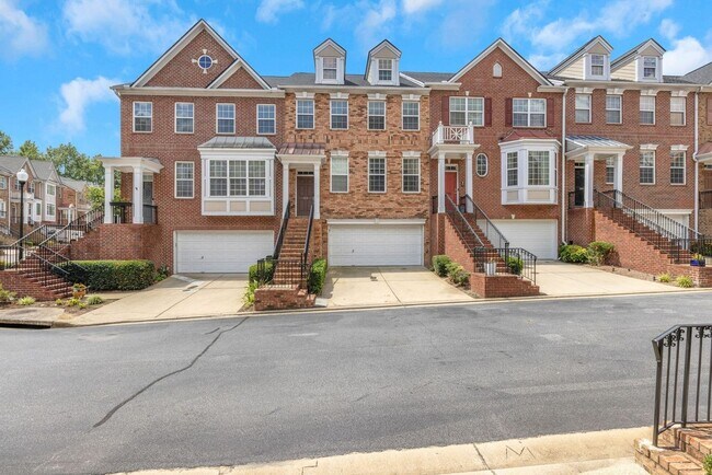 Foto del edificio - Spacious 3BR Townhome in Atlanta