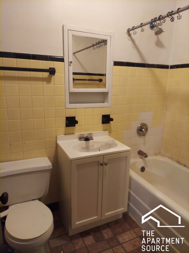 Foto del edificio - 4423 N Wolcott Ave