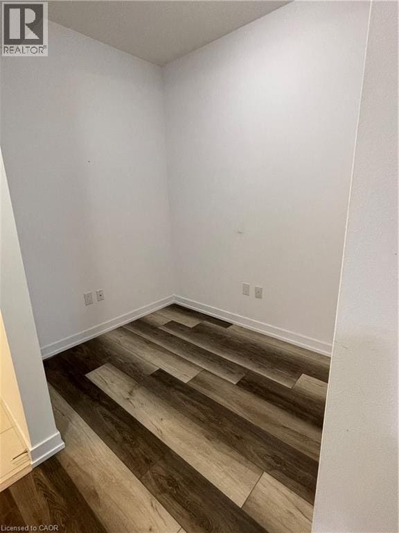 Building Photo - 450 Dundas St E