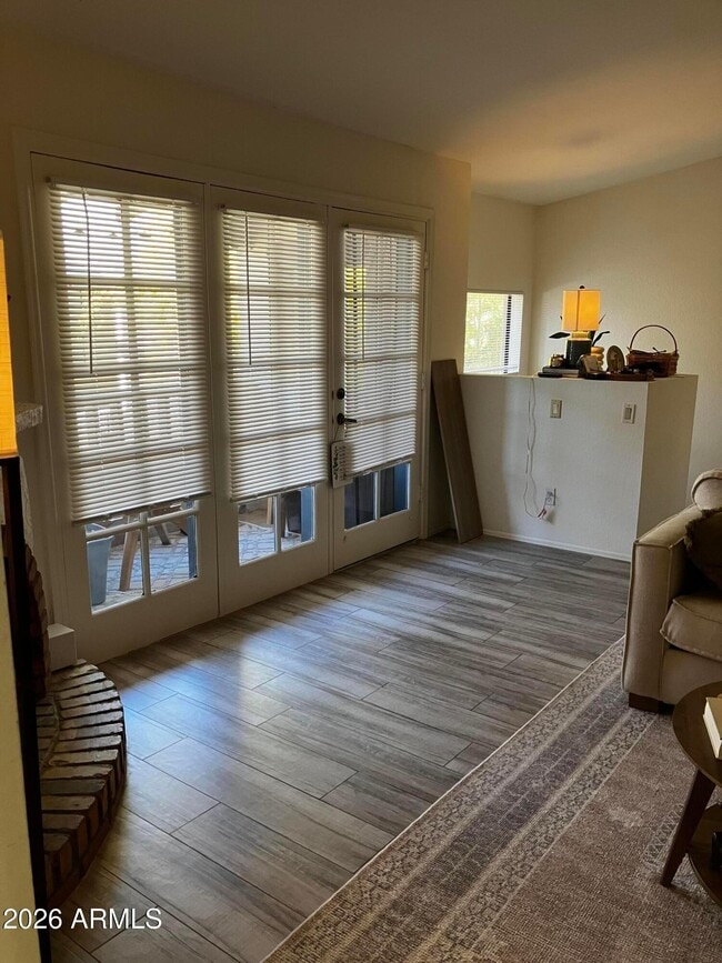 Building Photo - 7300 N Dreamy Draw Dr