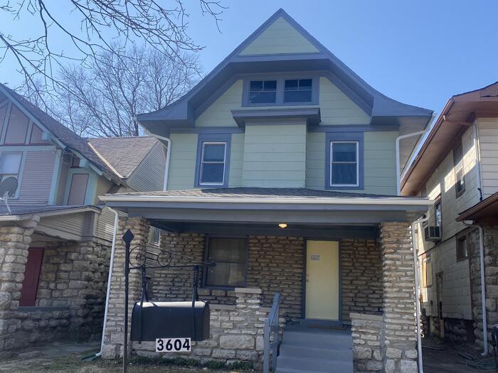 Primary Photo - 3604 Park Ave