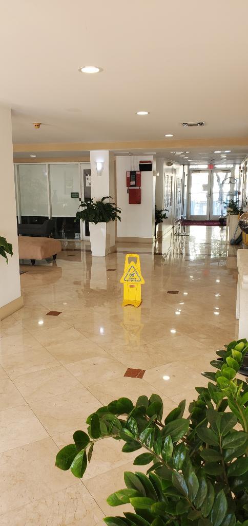 Foto del edificio - 1455 N Treasure Dr