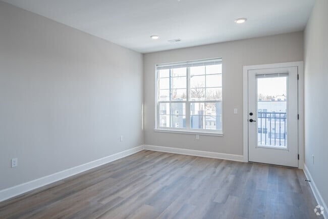 1BR, 1BA - 747SF - The Franklin - Living Room/ Dining Room - The Linc Valpo