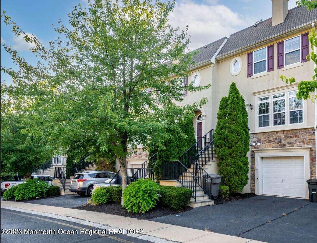 6 W Aspen Way, Matawan, NJ 07747 Condo for Rent in Matawan, NJ