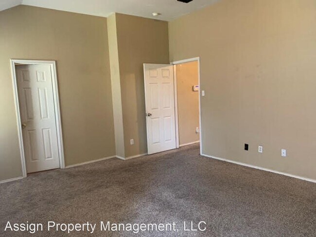 Foto del edificio - 4 br, 2 bath House - 11905 Grizzly Bear