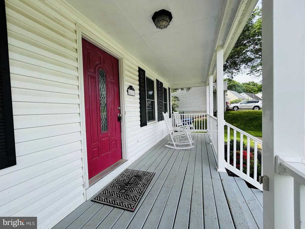 Foto principal - 5617 Reardon Ln