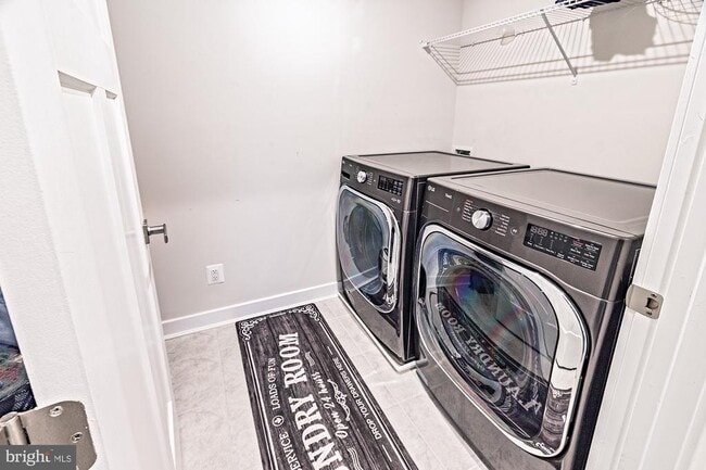 Building Photo - 604 Longleaf Dr