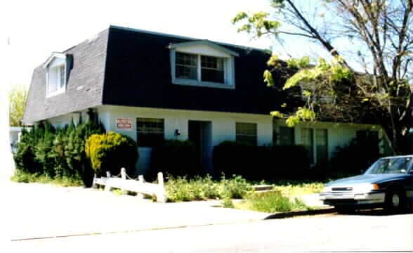Building Photo - 5262 Snow Dr