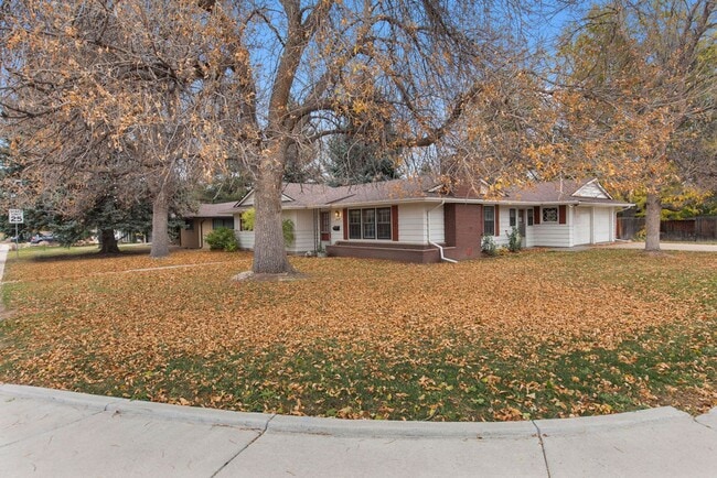Building Photo - 3 Bedroom 2 Bath Ranch in Mid Town Fort Collins