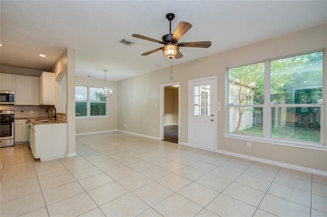 Foto del edificio - 8902 Edgebrook Dr