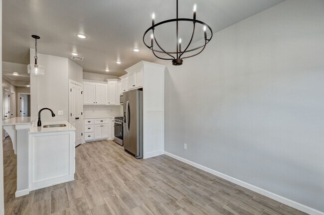 Building Photo - 5817 Campbell Creek Dr.