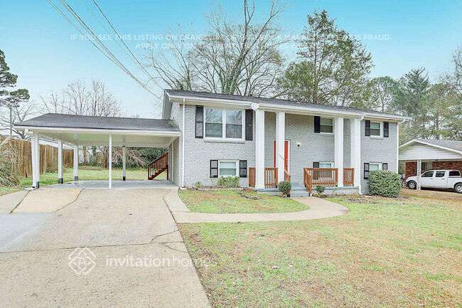 Foto del edificio - 1588 Hampshire Pl