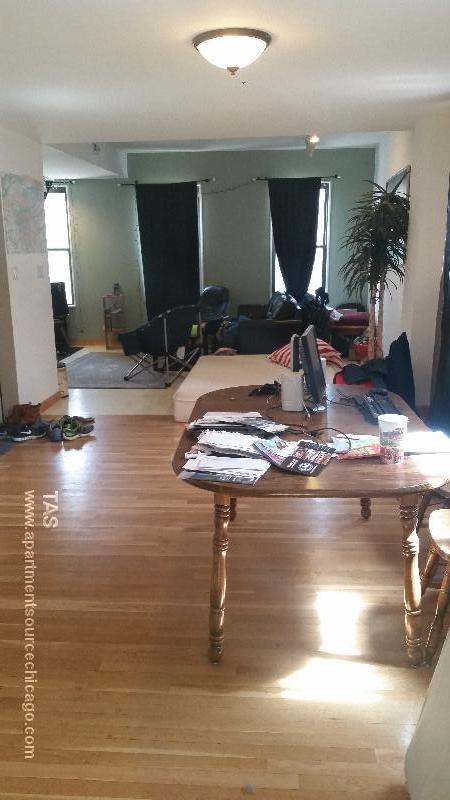 Foto del edificio - 2308 N Greenview Ave