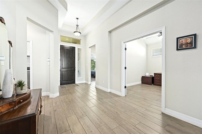 Building Photo - 117 White Steppe Way