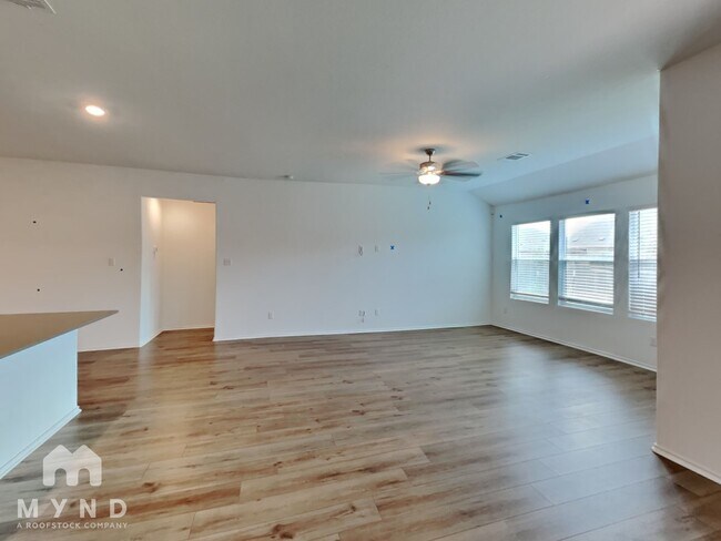 Foto del edificio - 441 Sebring Cir