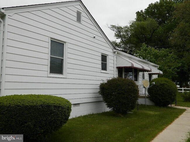 Foto del edificio - 41665 Tudor Hall Rd