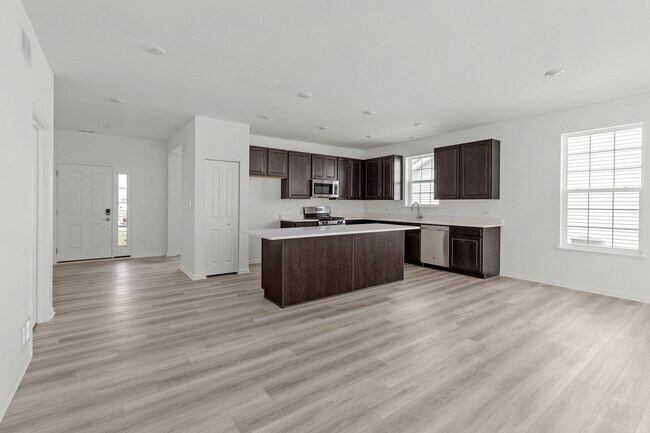 Foto del edificio - 11067 Thomas St