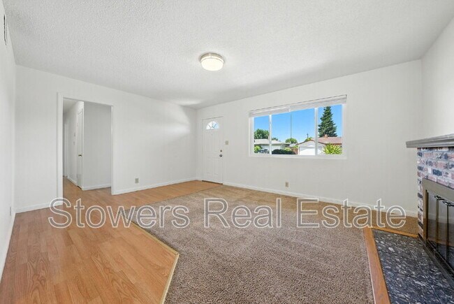 Foto del edificio - 7284 Brighton Dr