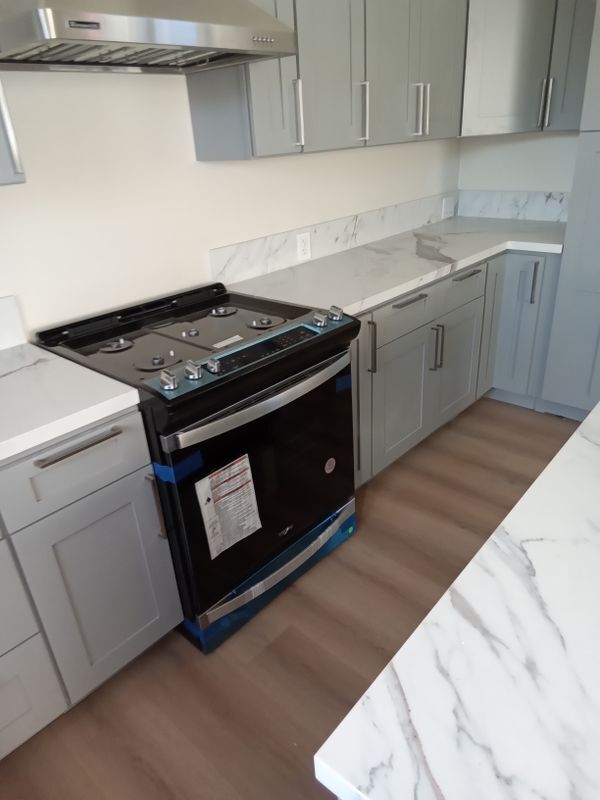 Foto del edificio - 1162 W Adams Blvd