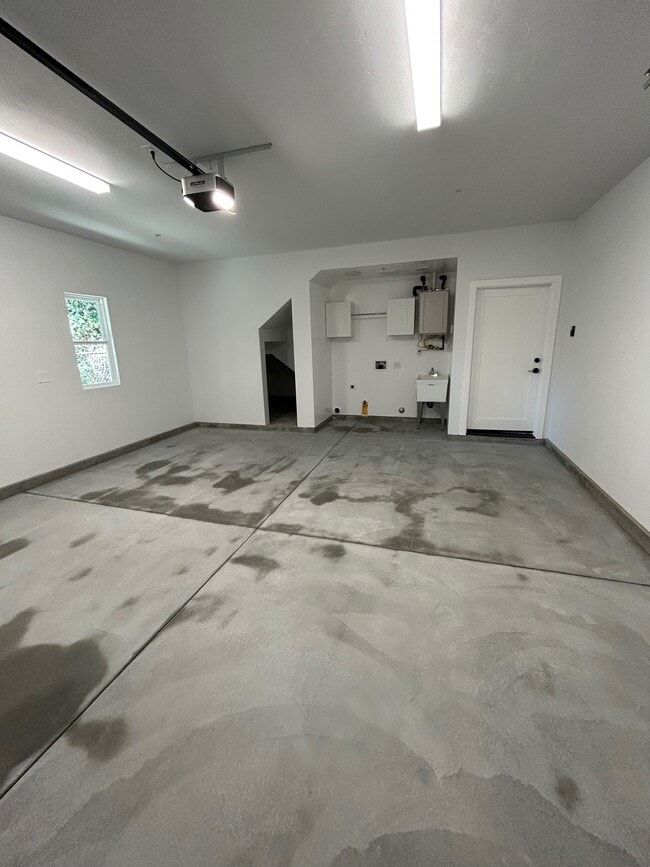Foto del edificio - 213 N Berkeley Ave