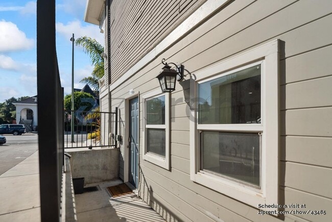 Building Photo - 1128 Adeline St